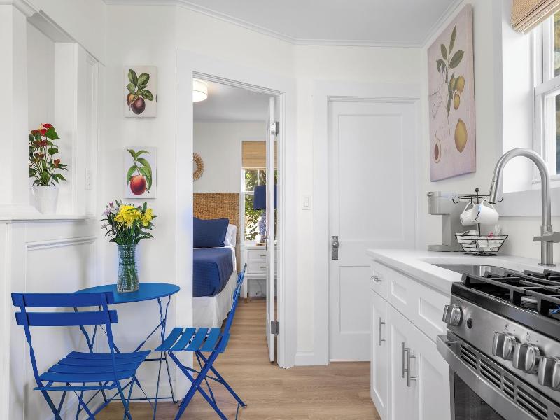 Marina Bay Cottages image