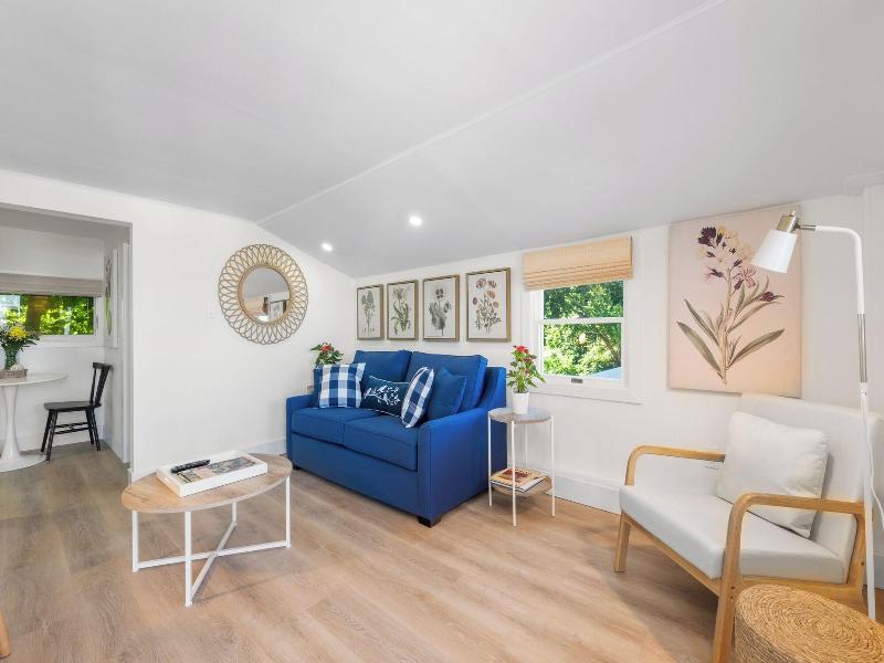 Marina Bay Cottages image