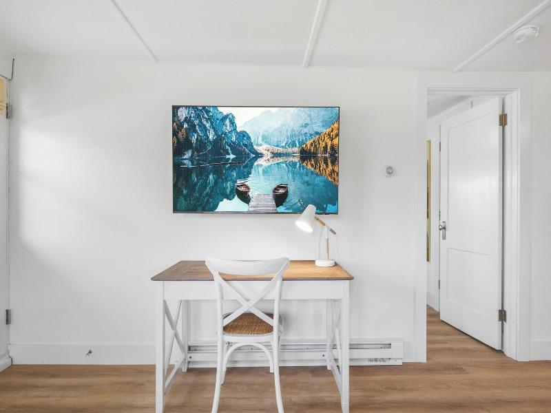 Marina Bay Cottages image