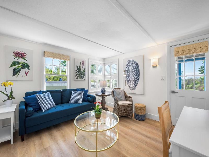 Marina Bay Cottages image