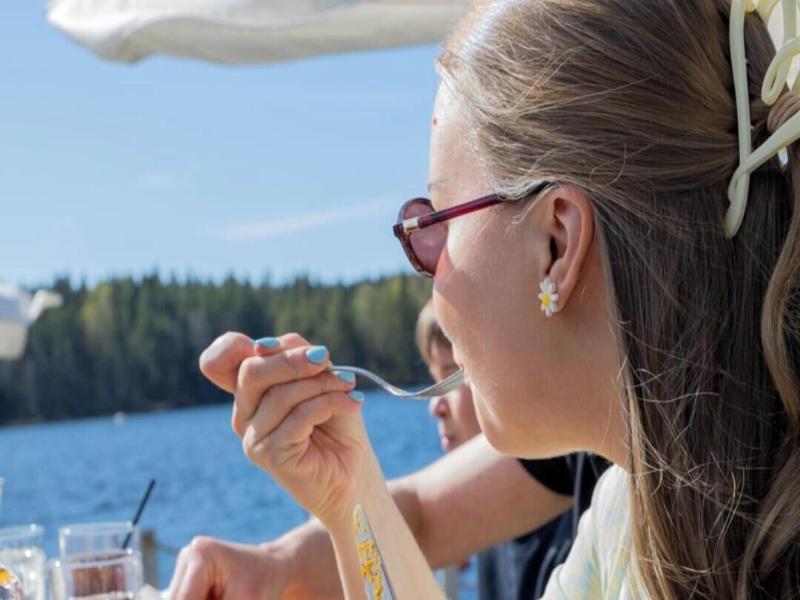 Bella Lake Resort image