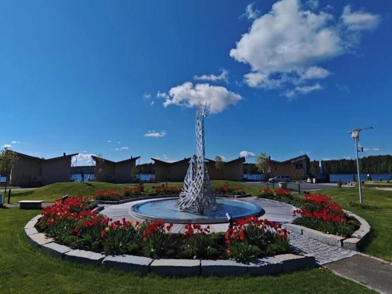 Bella Lake Resort image