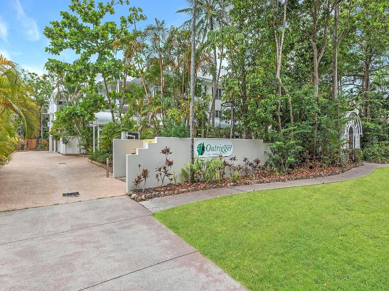 Port Douglas Outrigger Holiday Apartments image