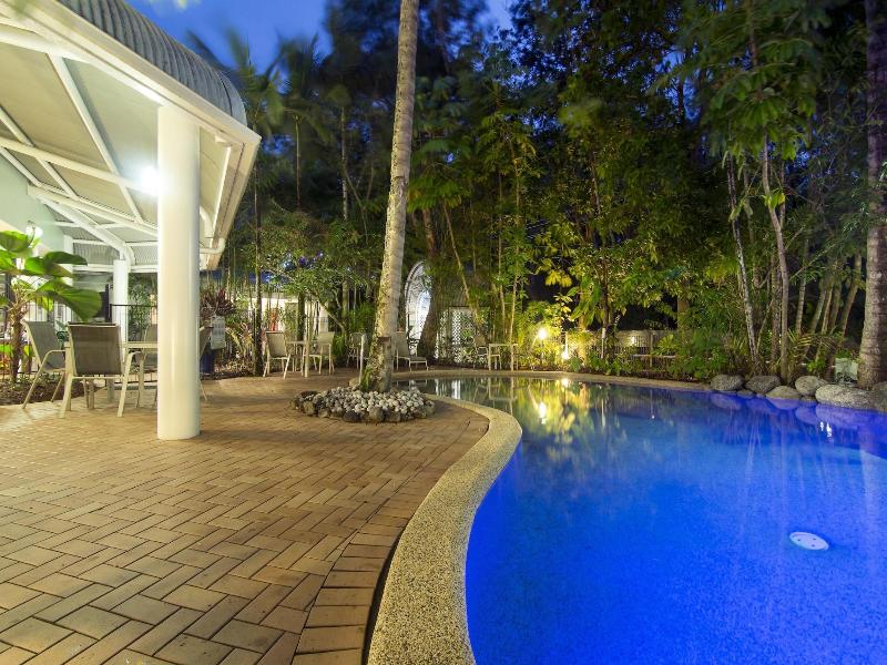 Port Douglas Outrigger Holiday Apartments image