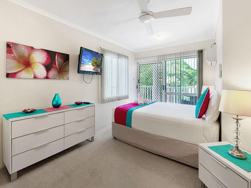 Port Douglas Outrigger Holiday Apartments image