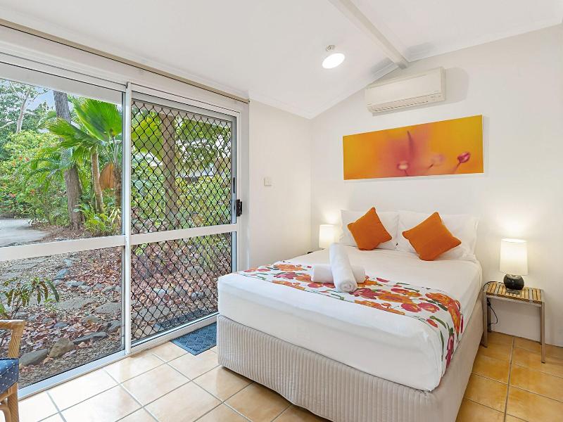 Port Douglas Outrigger Holiday Apartments image