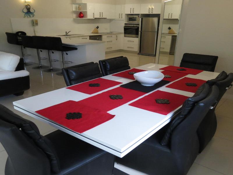 Port Douglas Outrigger Holiday Apartments image