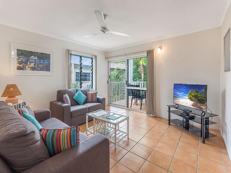 Port Douglas Outrigger Holiday Apartments image
