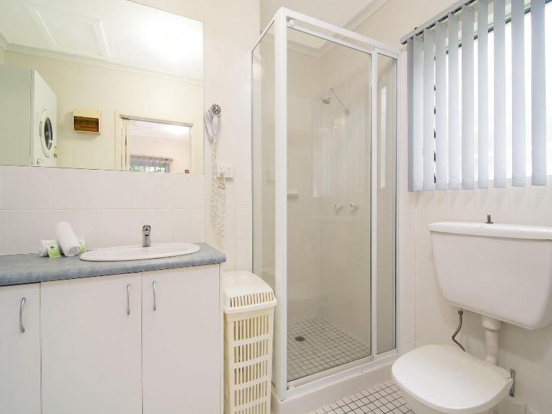 Port Douglas Outrigger Holiday Apartments image