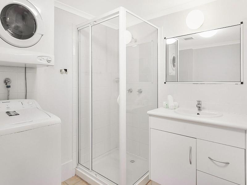 Port Douglas Outrigger Holiday Apartments image