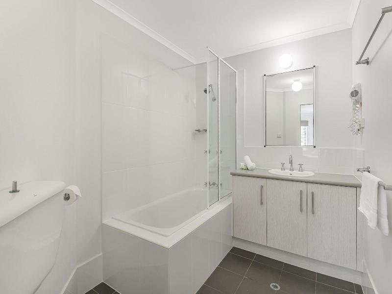 Port Douglas Outrigger Holiday Apartments image