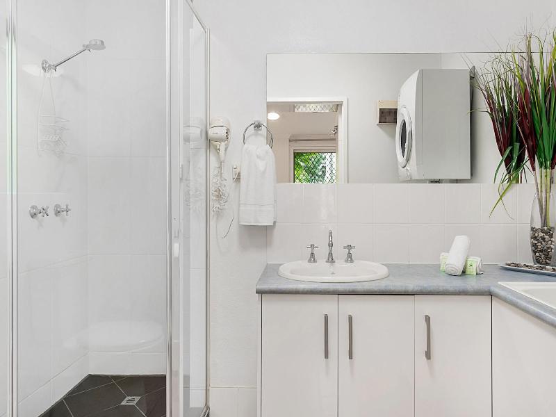 Port Douglas Outrigger Holiday Apartments image