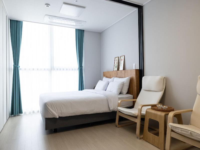 Grandbleu Hotel Residence image