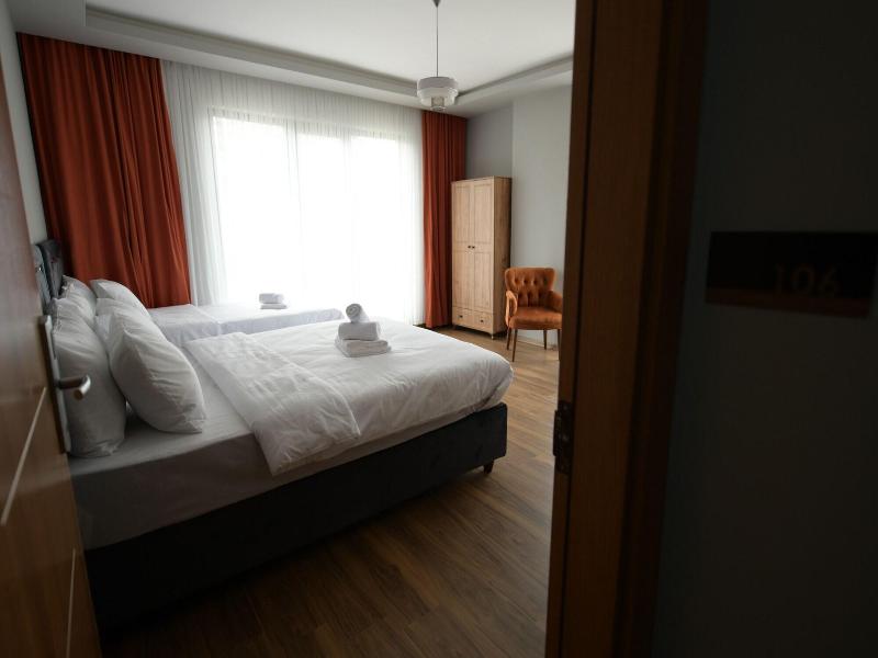 Poal Group Hotel image