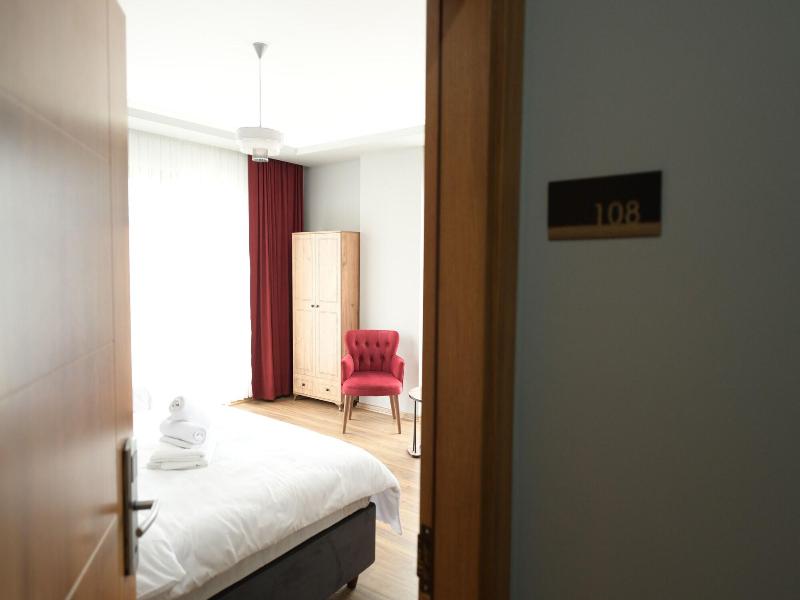 Poal Group Hotel image