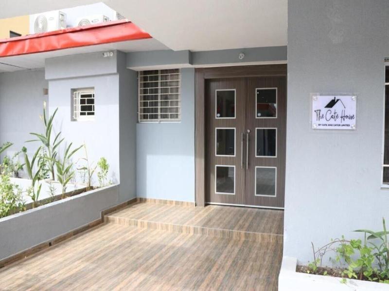 Cate House And Apartment image