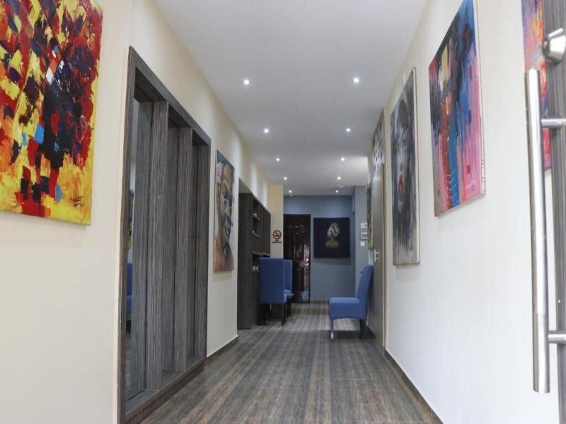 Cate House And Apartment image