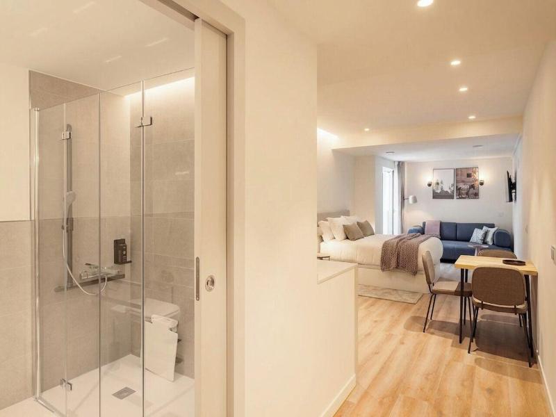 Limehome Madrid Calle Hurtado De Mendoza image