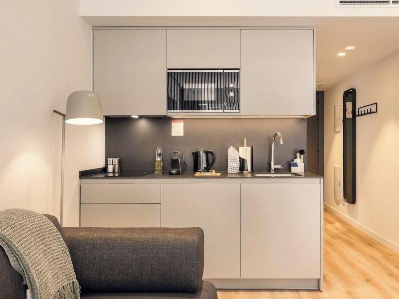 Limehome Madrid Calle Hurtado De Mendoza image