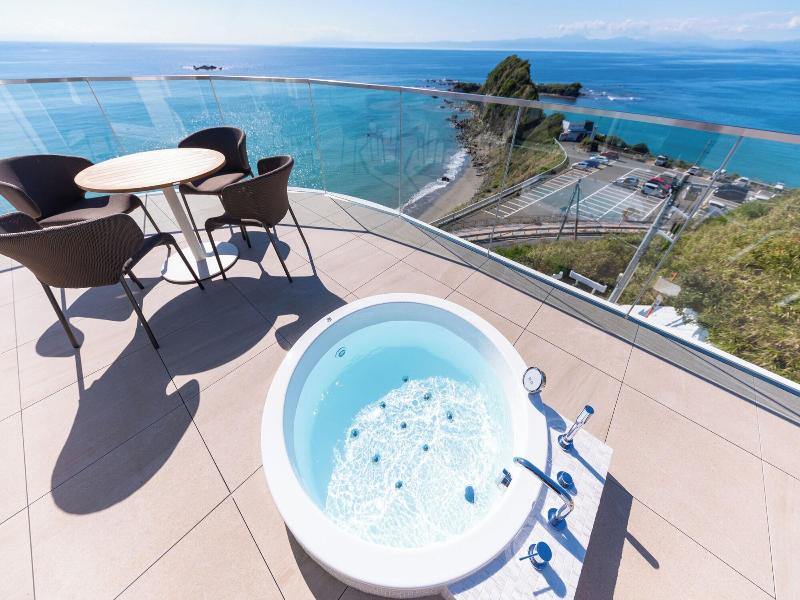 Hayama Hotel Otowa No Mori image