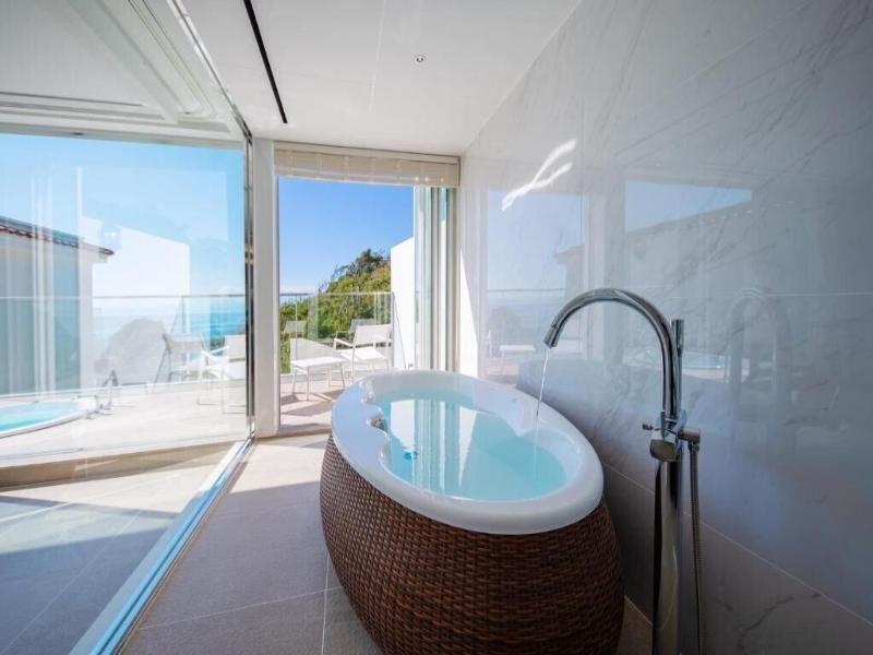 Hayama Hotel Otowa No Mori image