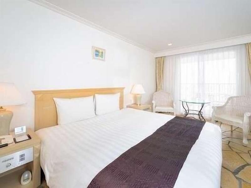 Hayama Hotel Otowa No Mori image