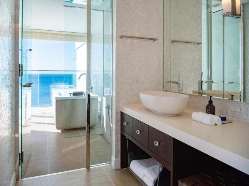 Hayama Hotel Otowa No Mori image