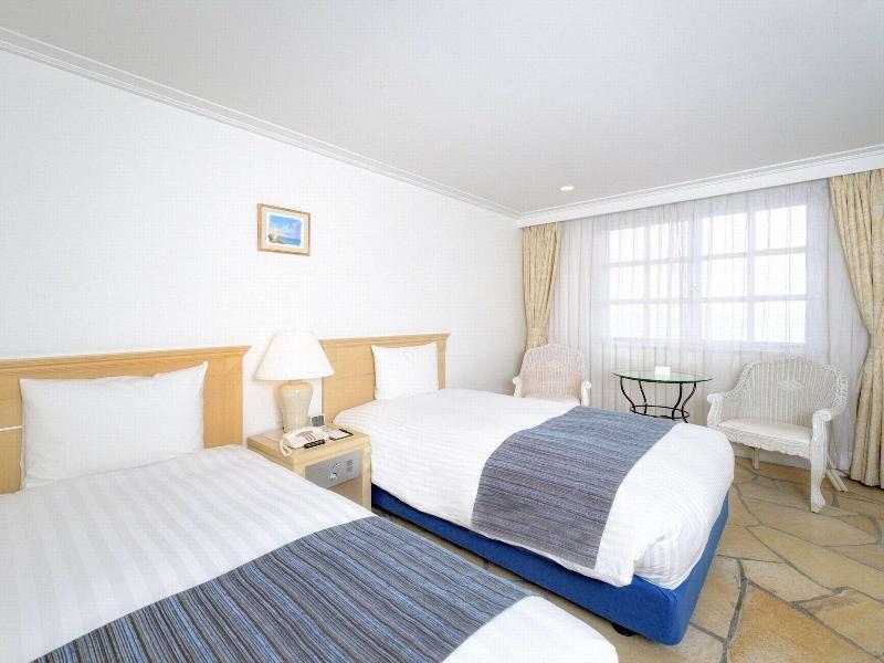 Hayama Hotel Otowa No Mori image