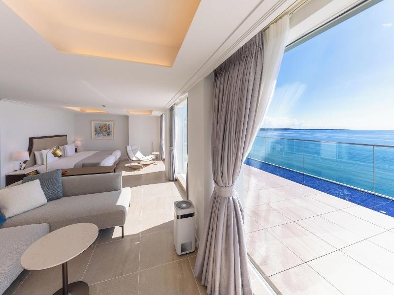 Hayama Hotel Otowa No Mori image