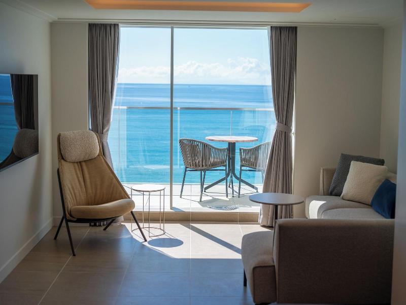 Hayama Hotel Otowa No Mori image