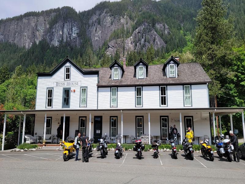 Bush House Inn