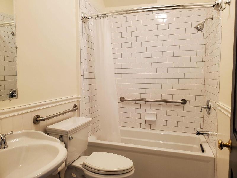 Bush House Inn — photo 112