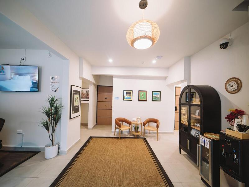 The Looking Glass Hotel image