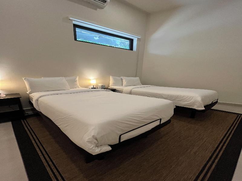 The Looking Glass Hotel image