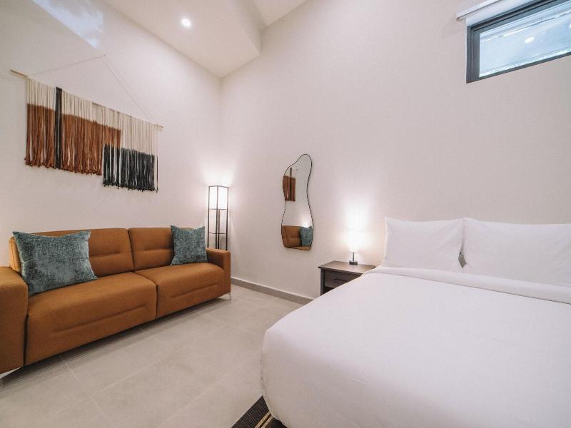 The Looking Glass Hotel image