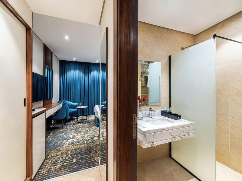 Al Qasr Hotel Suites Corniche — view