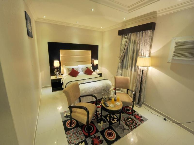 Al Janadriyah Suites 7 — exterior view
