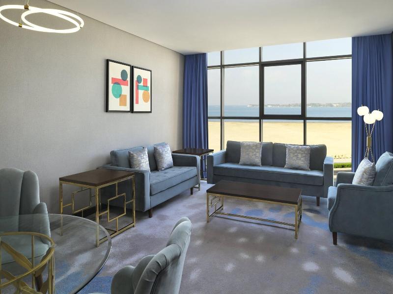 Holiday Inn Jeddah Corniche By Ihg image
