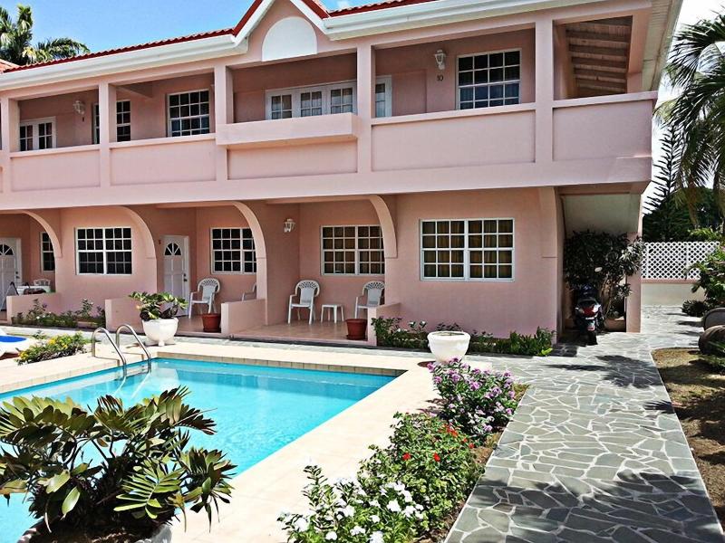 Beachcross Villa Apartments image