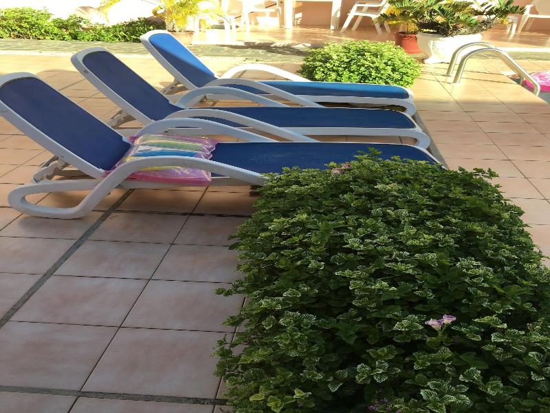 Beachcross Villa Apartments image