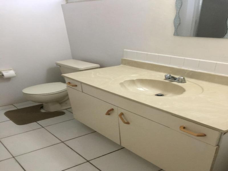 Beachcross Villa Apartments image