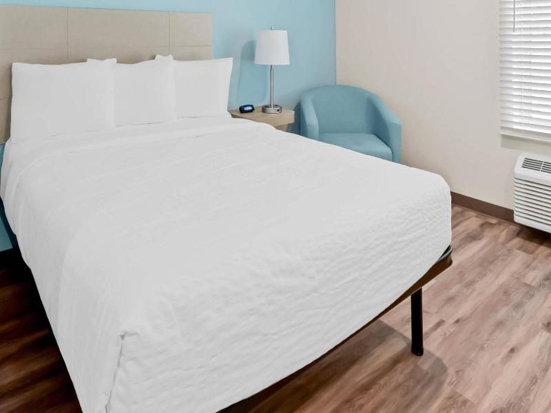 Woodspring Suites Greenville Airport image