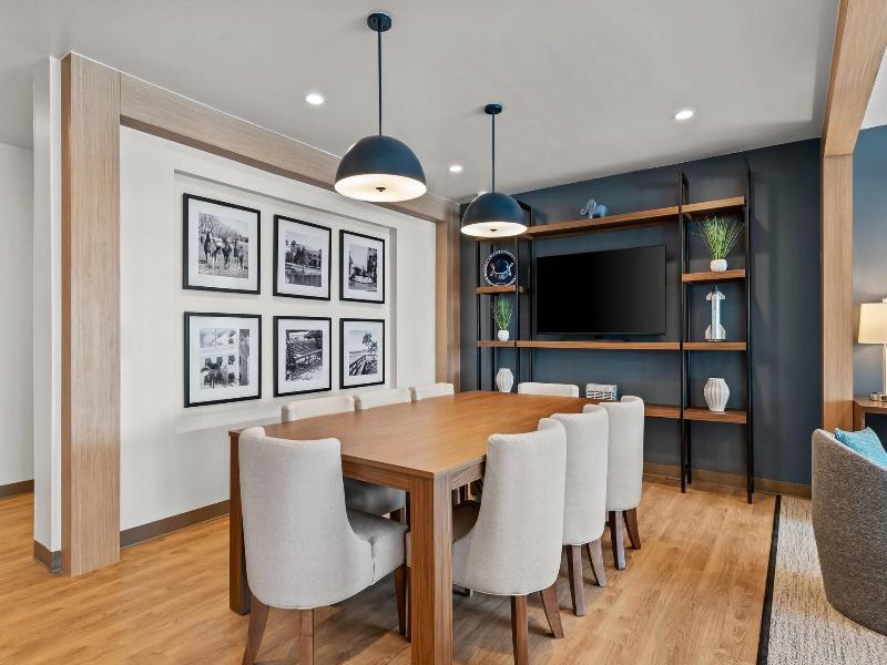 Everhome Suites Brownsville image