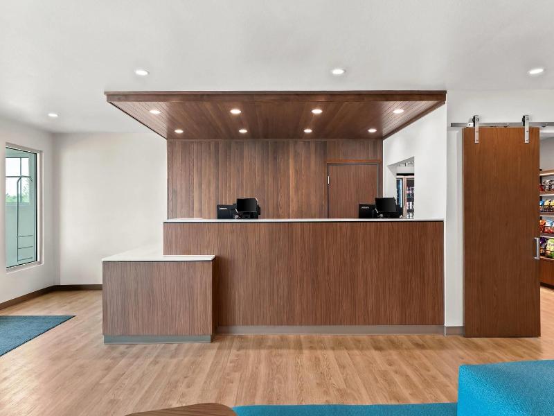 Everhome Suites Brownsville image
