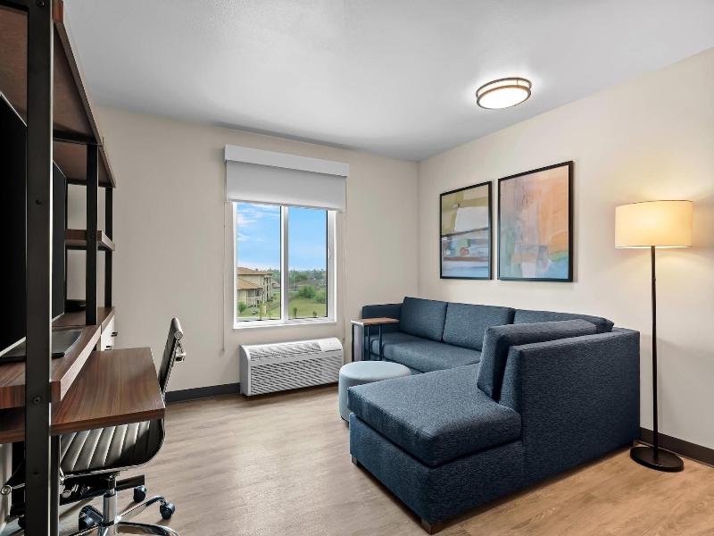 Everhome Suites Brownsville image