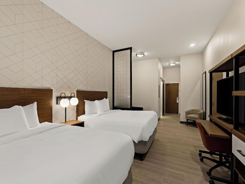 Everhome Suites Brownsville image