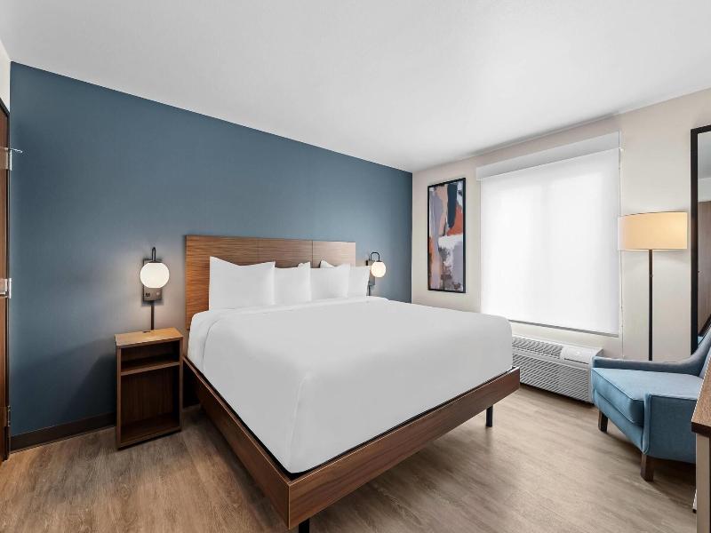 Everhome Suites Brownsville image