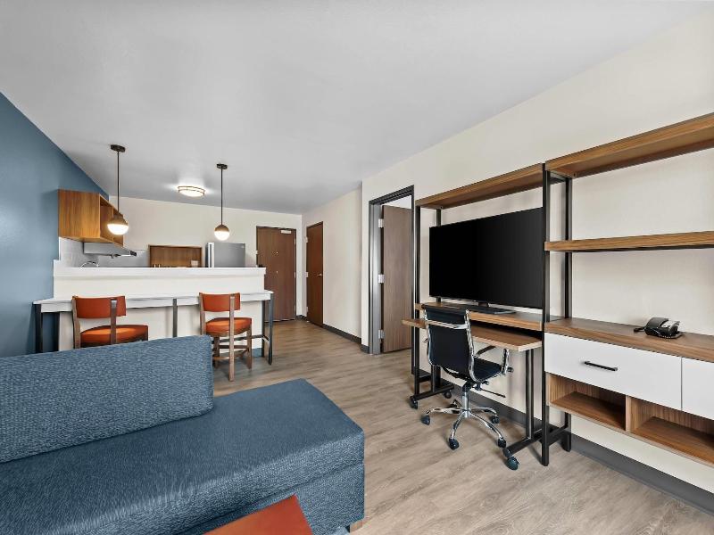 Everhome Suites Brownsville image