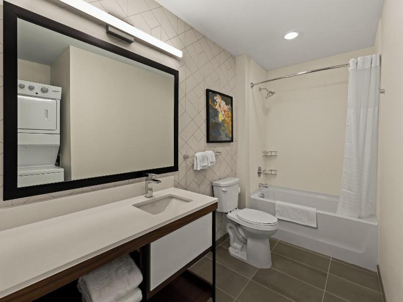 Everhome Suites Brownsville image