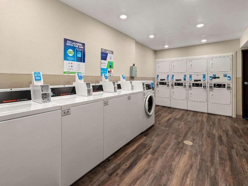 Woodspring Suites Bowling Green I 65 image